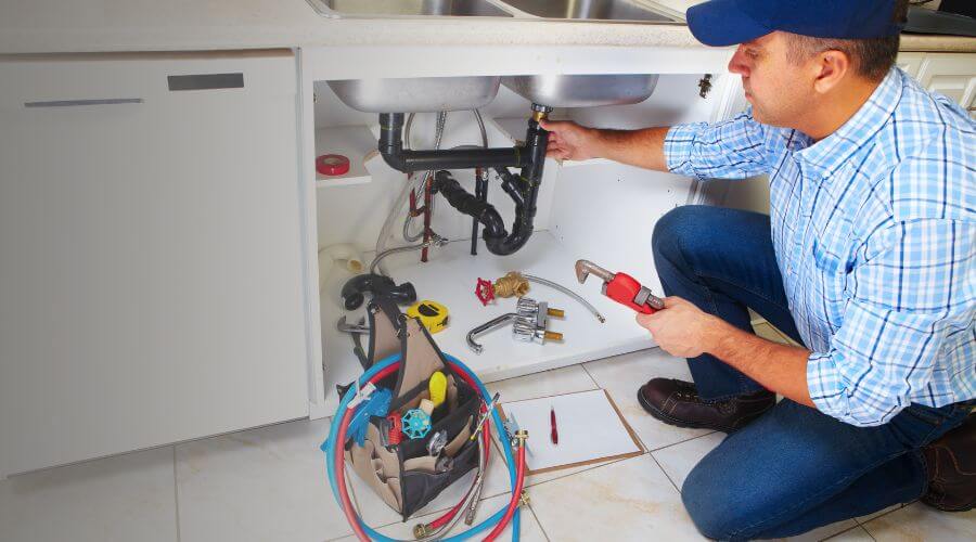Local expert plumbing services in Mahomet, IL